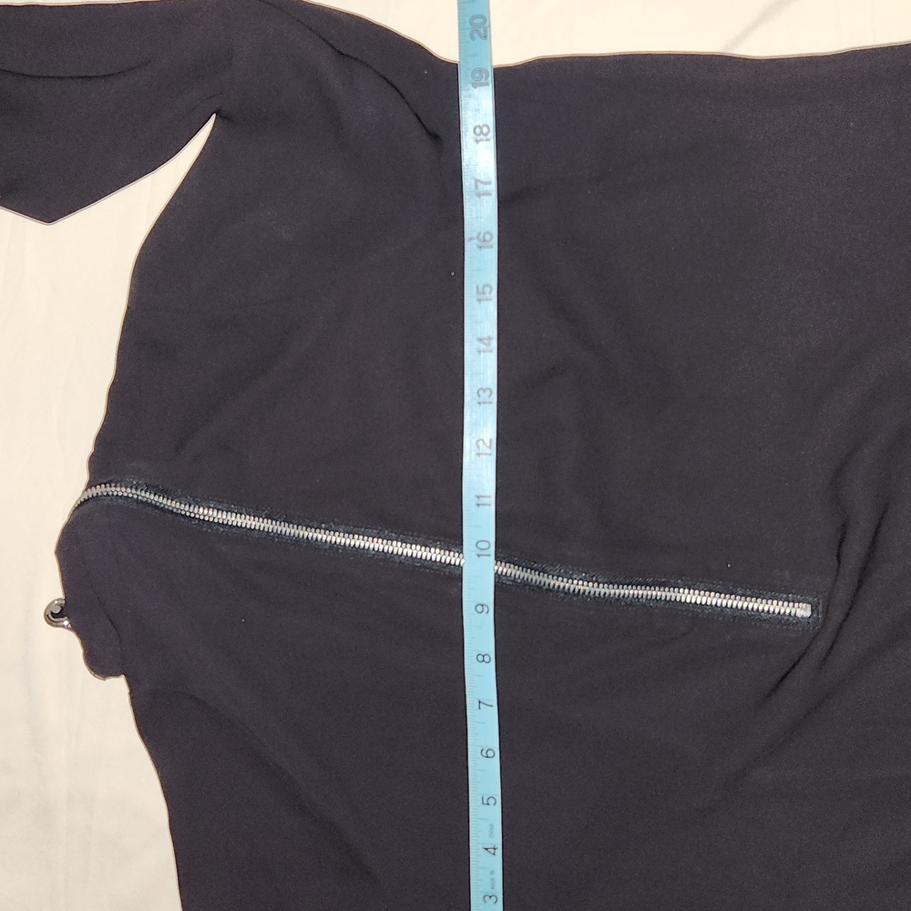 MICHAEL  KORS Size M. Silk Elegant Black Women's Top - Picture 6 of 13